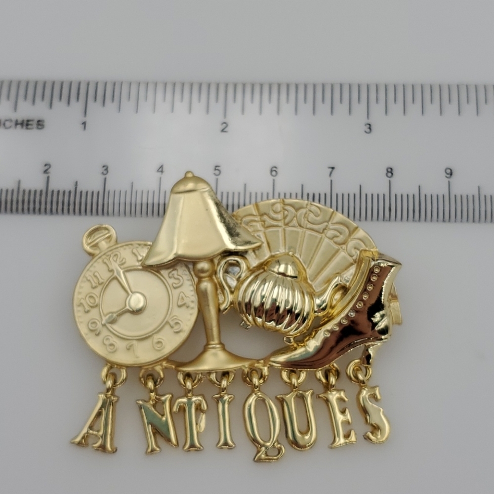 AJC Gold Tone ANTIQUES Brooch - Picture 6 of 6